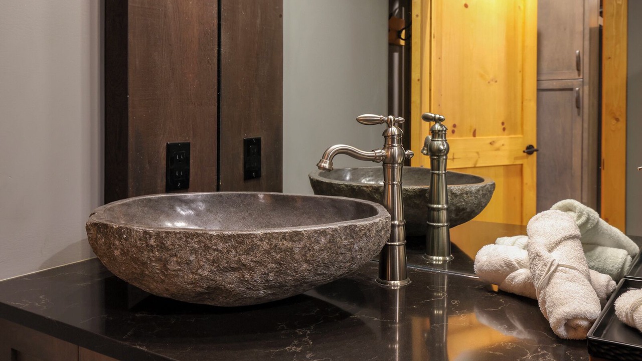 Photo of Bathroom in Courtenay