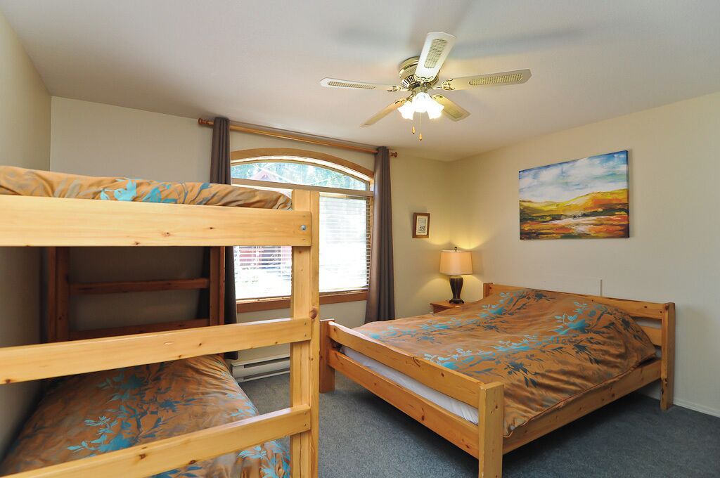 Photo of Bedroom in Courtenay