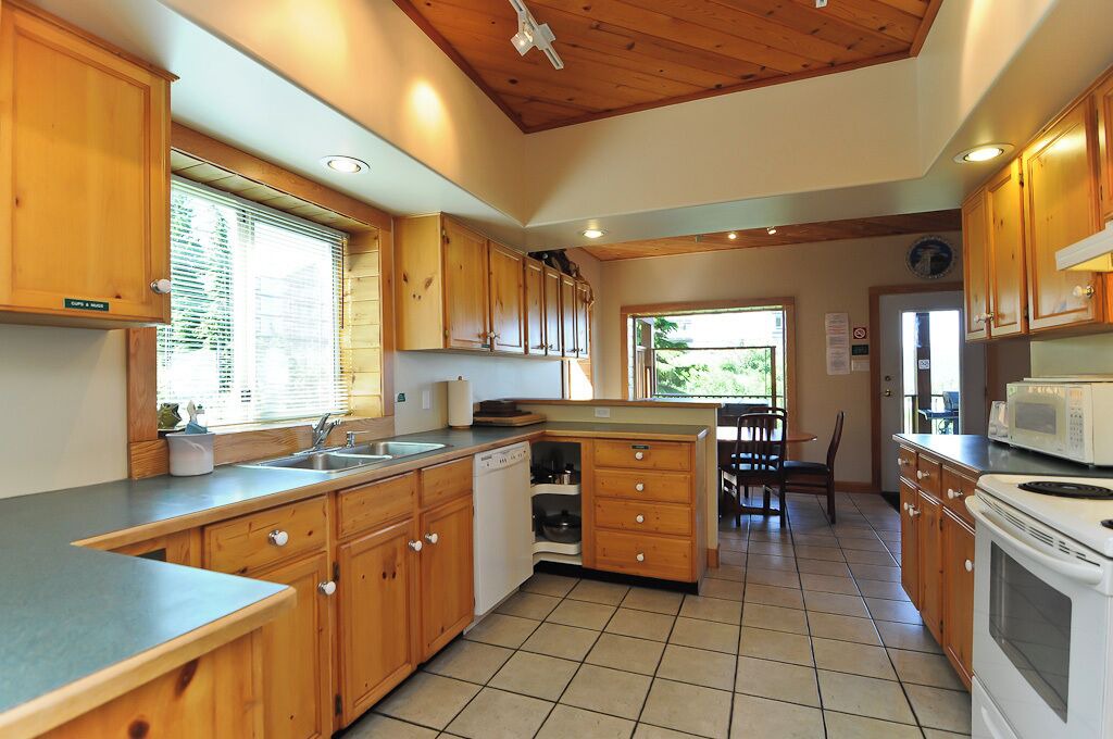 Photo of Kitchen in Courtenay