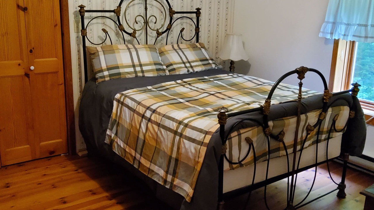 Photo of Bedroom in Morin Heights