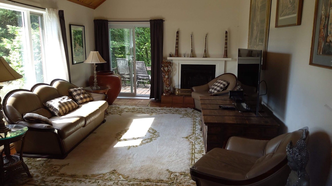 Photo of Livingroom in Morin Heights