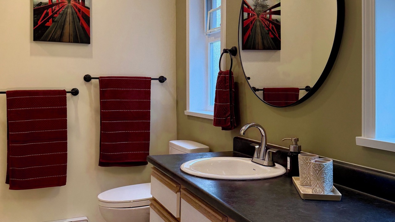 Photo of Bathroom in James Bay
