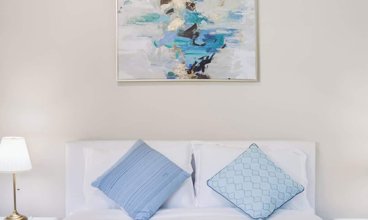 Photo of Bedroom in Oakridge