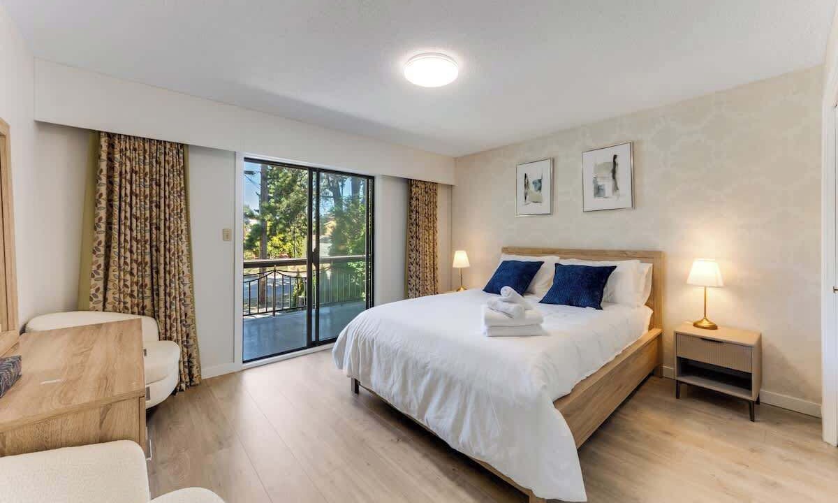 Photo of Bedroom in Oakridge