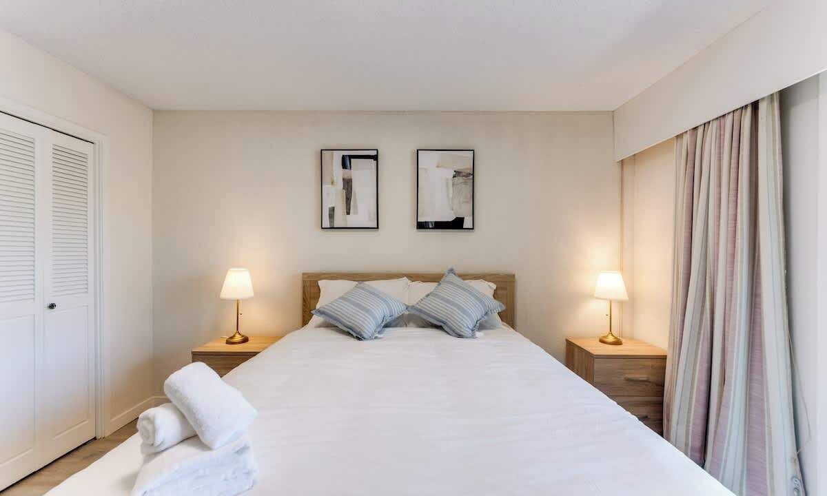 Photo of Bedroom in Oakridge