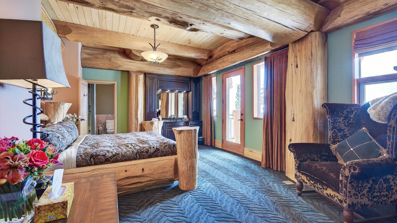 Photo of Bedroom in Big White Ski Resort