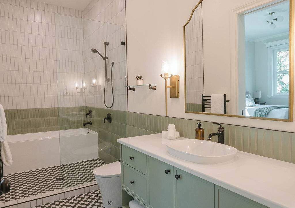 Photo of Bathroom in Revelstoke