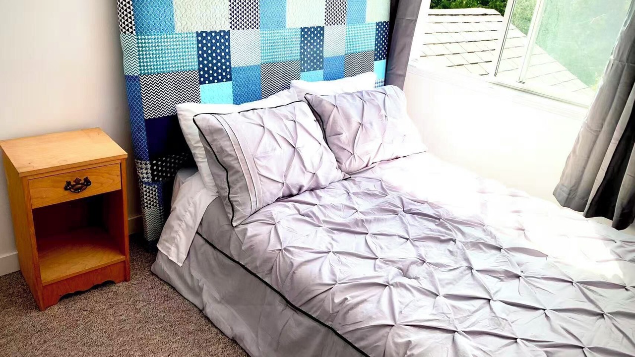Photo of Bedroom in Powell River