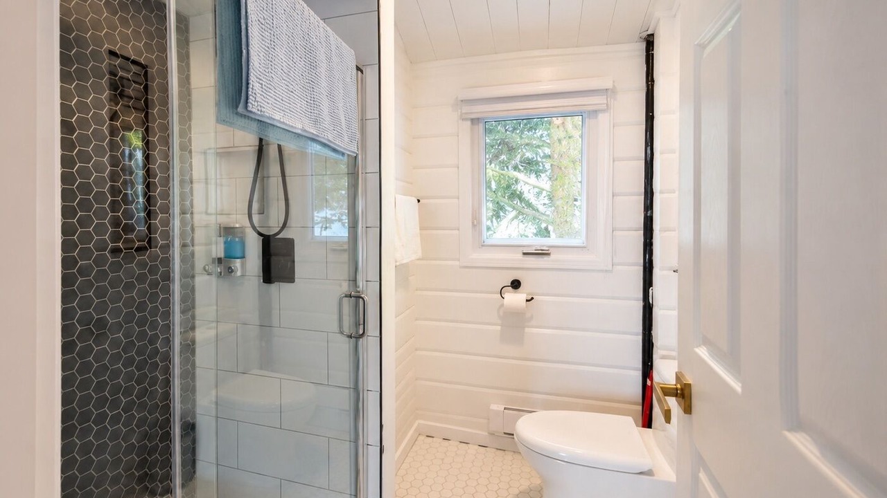 Photo of Bathroom in Sutton