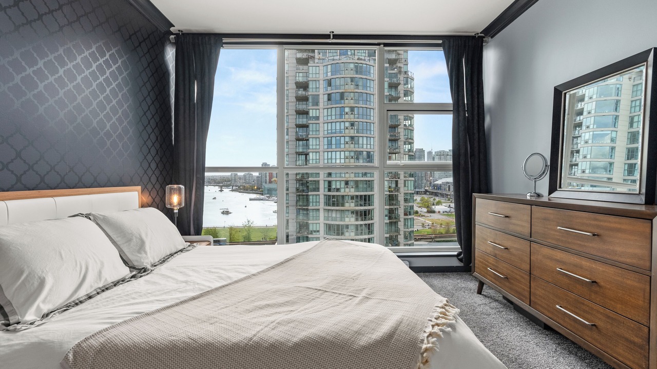 Photo of Bedroom in Crosstown