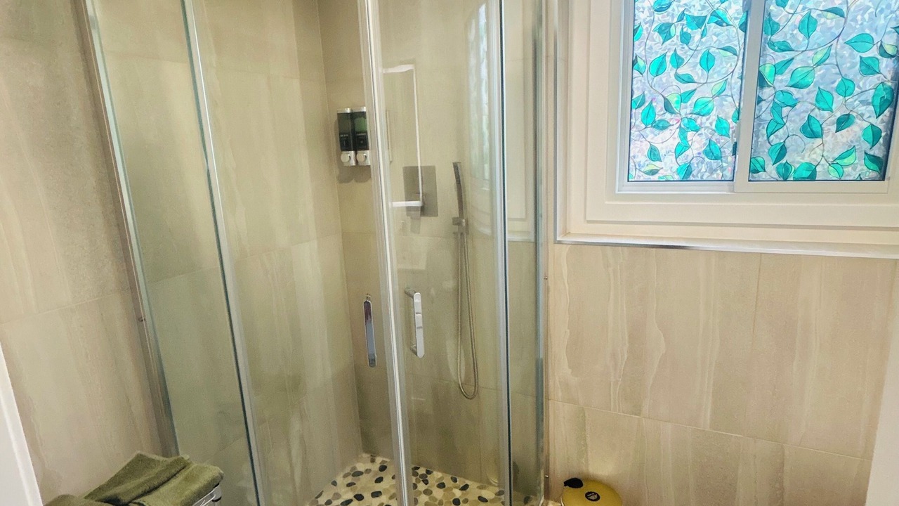 Photo of Bathroom in Departure Bay
