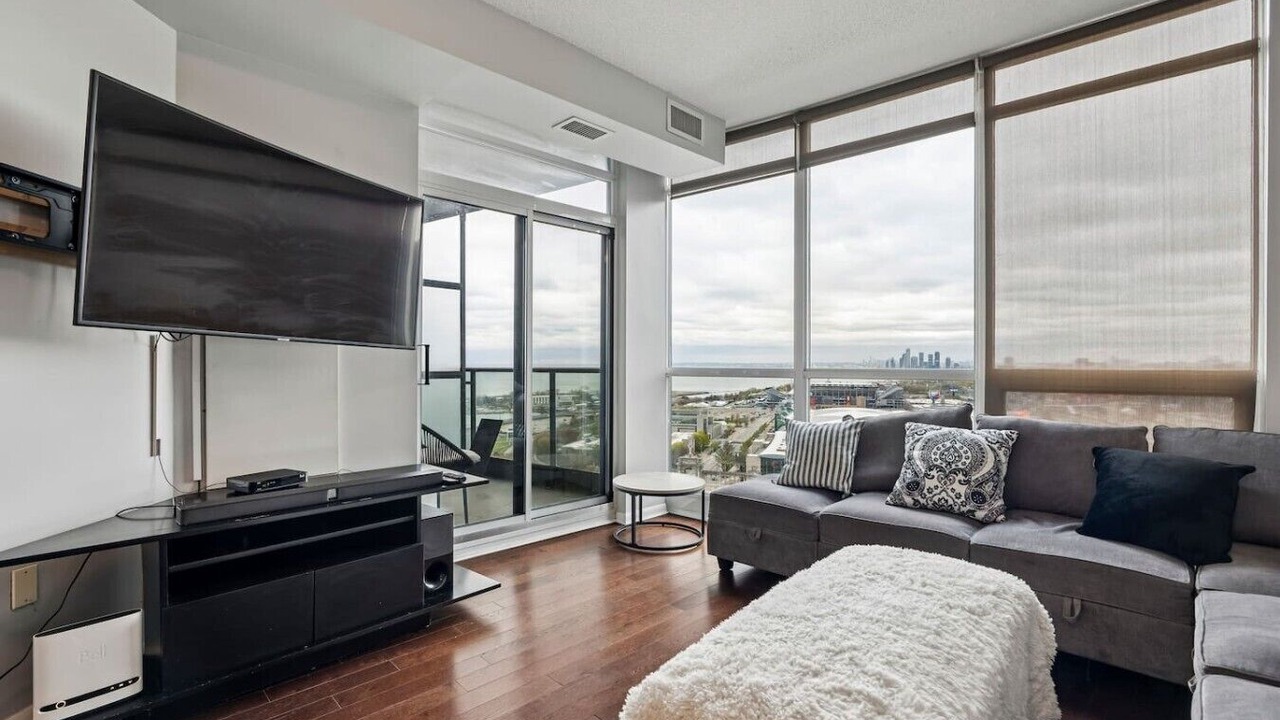 Photo of Livingroom in Fort York