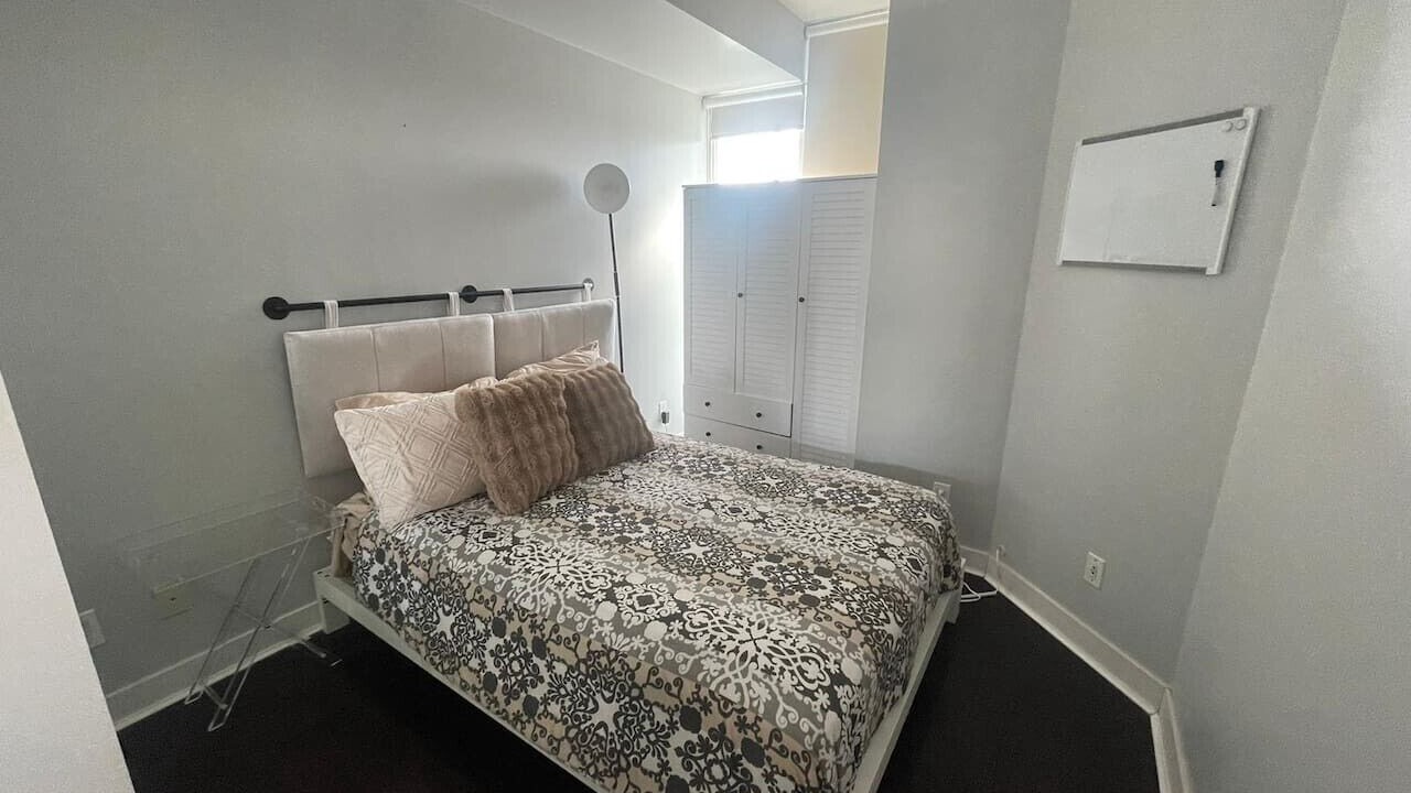 Photo of Bedroom in Fort York