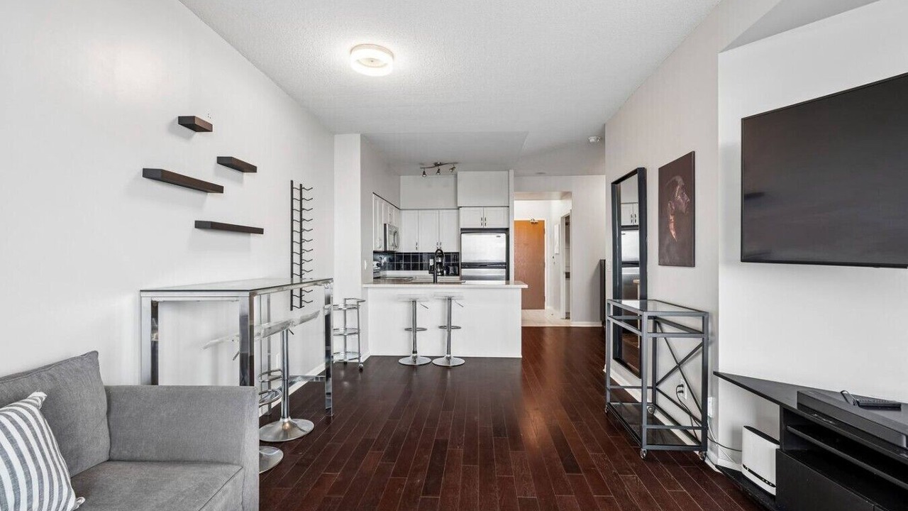 Photo of Livingroom in Fort York