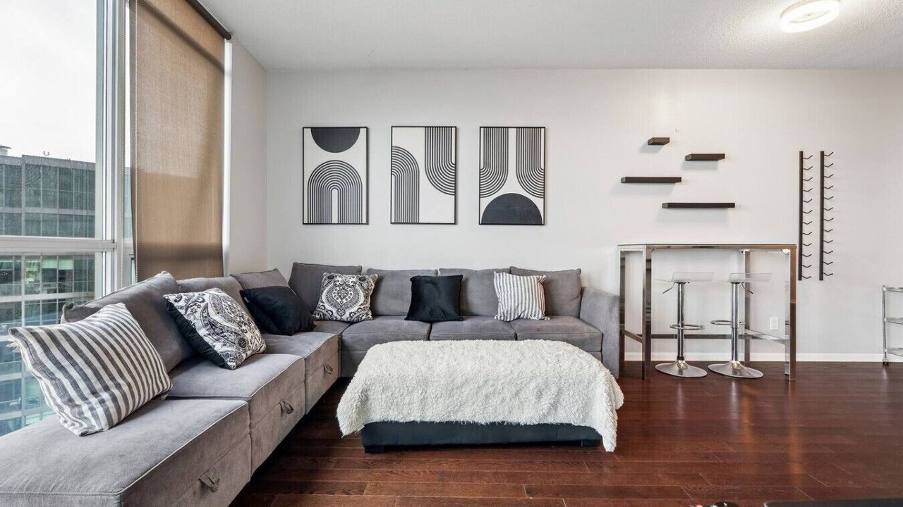 Photo of Livingroom in Fort York