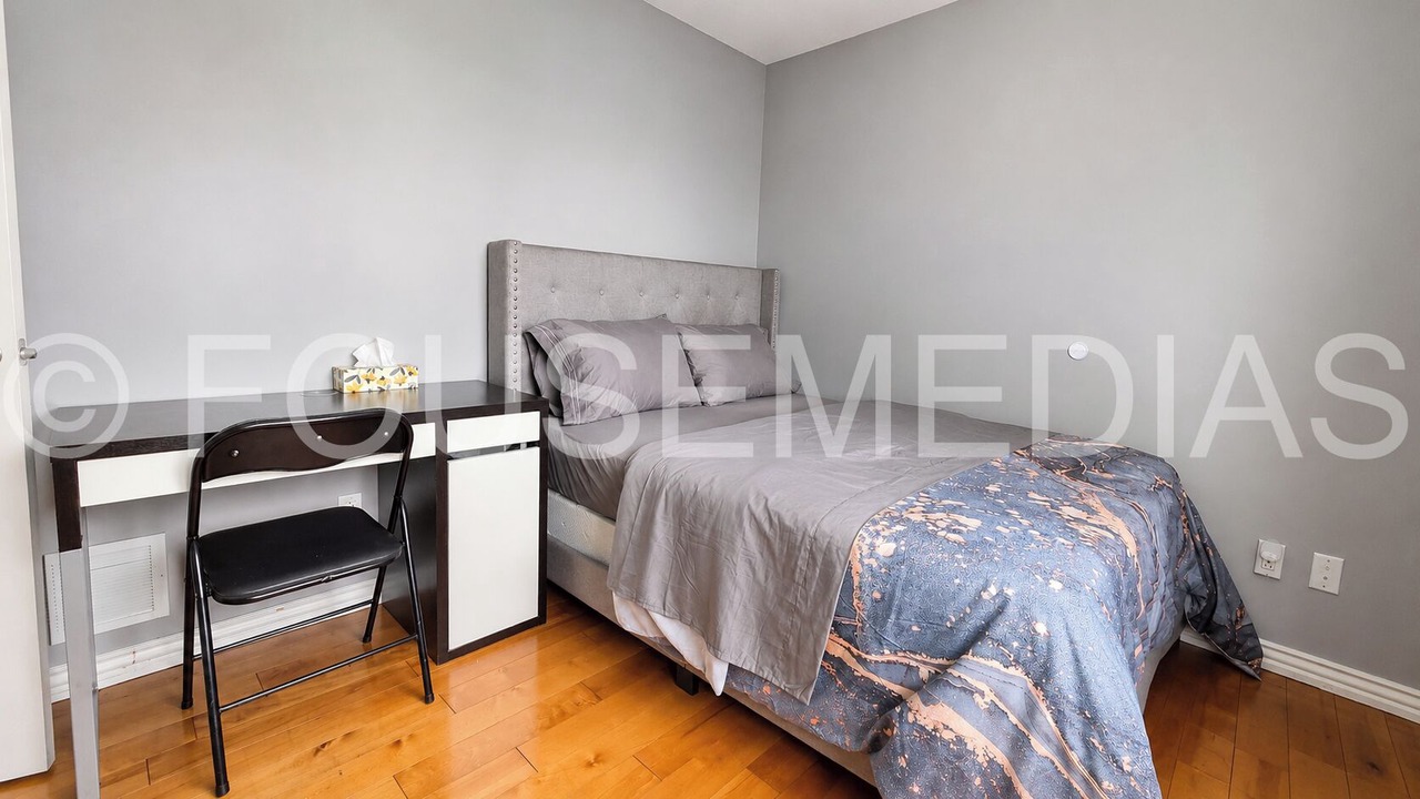 Photo of Bedroom in Mercier