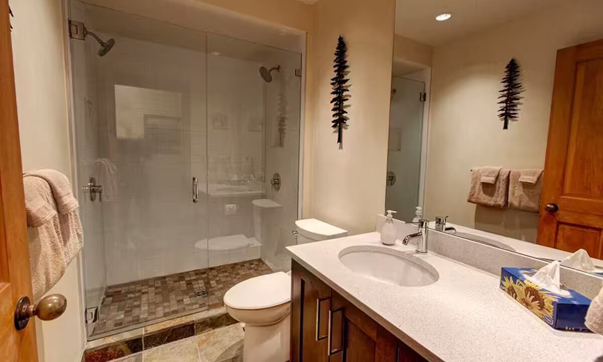 Photo of Bathroom in Upper Village