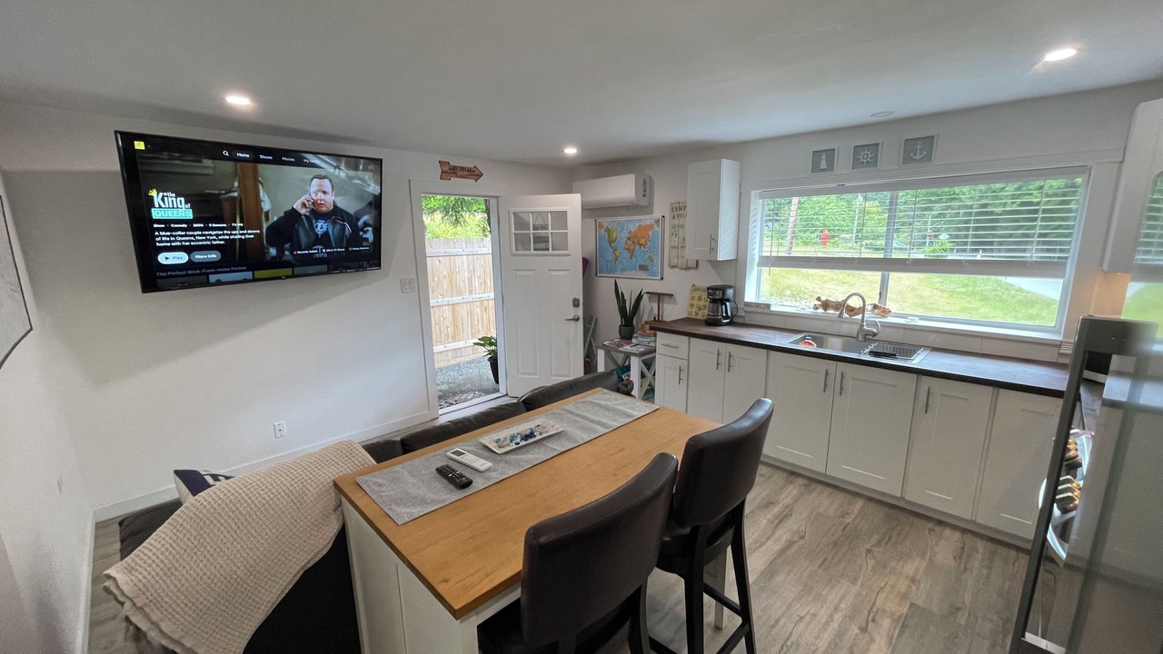 Photo of Kitchen in Youbou