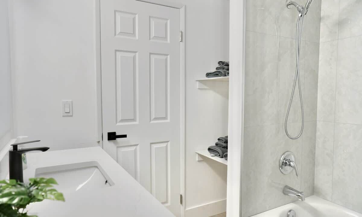 Photo of Bathroom in Knight