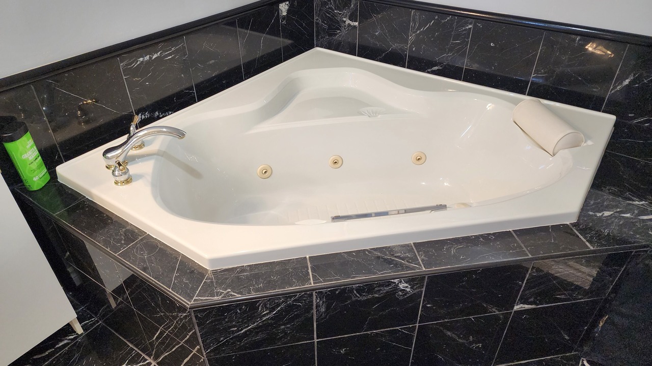 Photo of Bathroom in Victoria Harbour