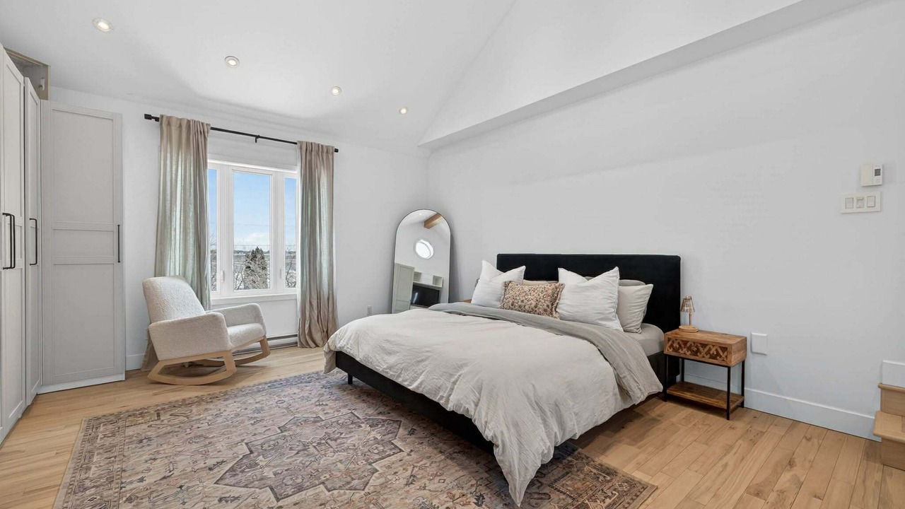 Photo of Bedroom in Saint-Mathieu-de-Beloeil