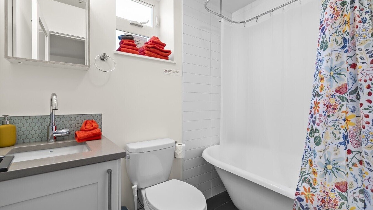 Photo of Bathroom in Grandview-Woodland