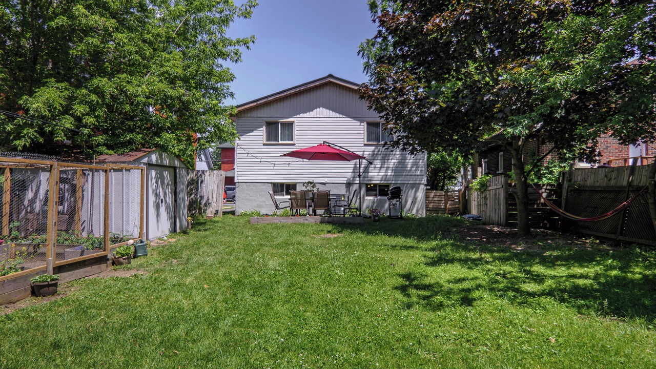 Photo of Outdoor in Belleville