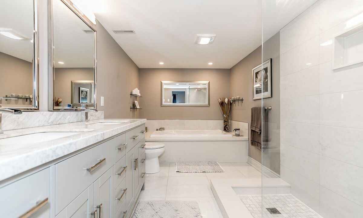Photo of Bathroom in Barrie