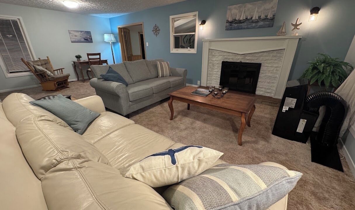 Photo of Livingroom in Mahone Bay