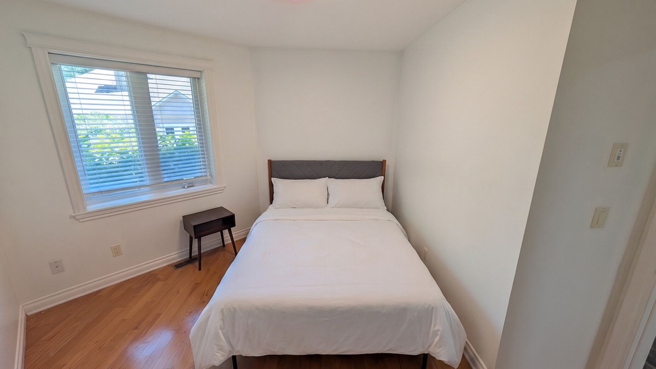 Photo of Bedroom in Balm Beach