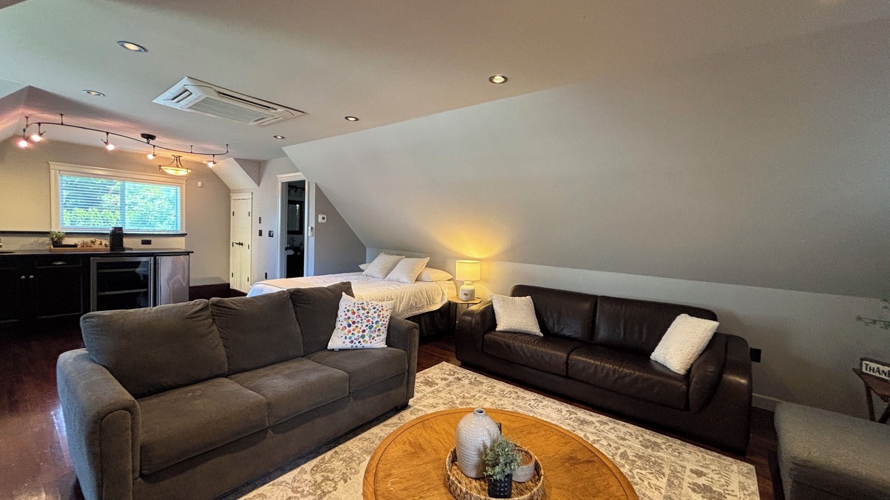 Photo of Livingroom in Crescent Beach