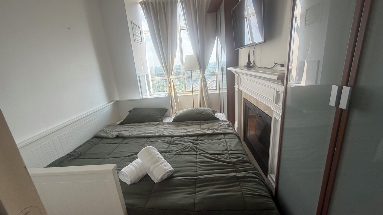 Photo of Bedroom in Willowdale