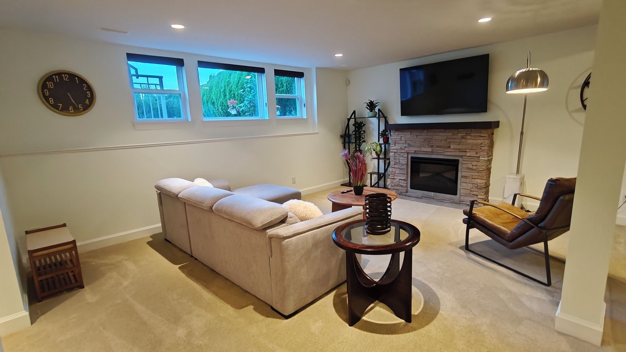 Photo of Livingroom in Surrey