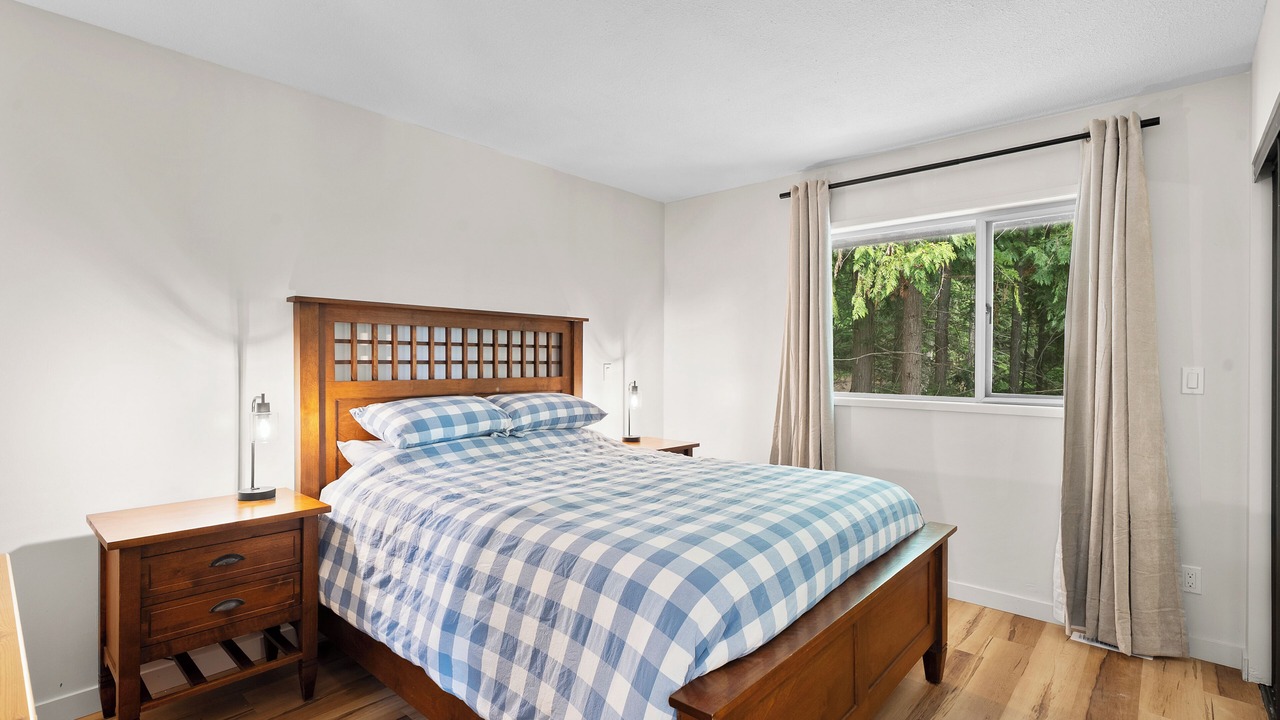 Photo of Bedroom in Anglemont