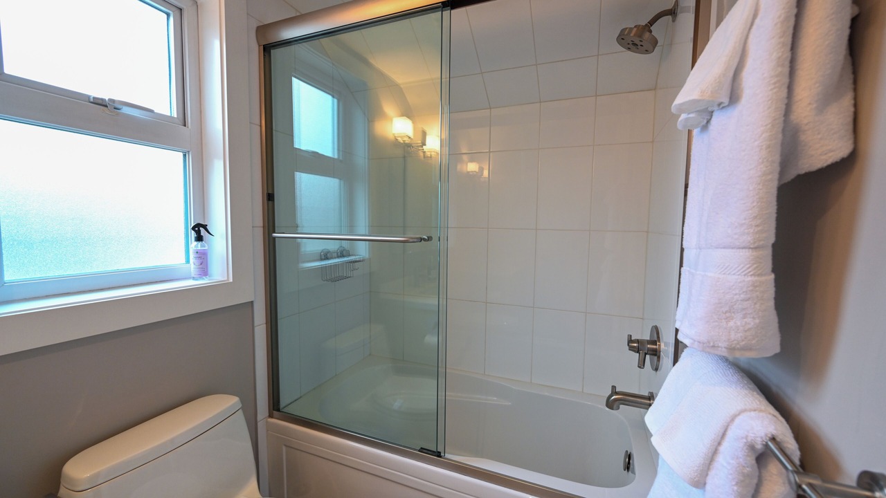 Photo of Bathroom in Hastings