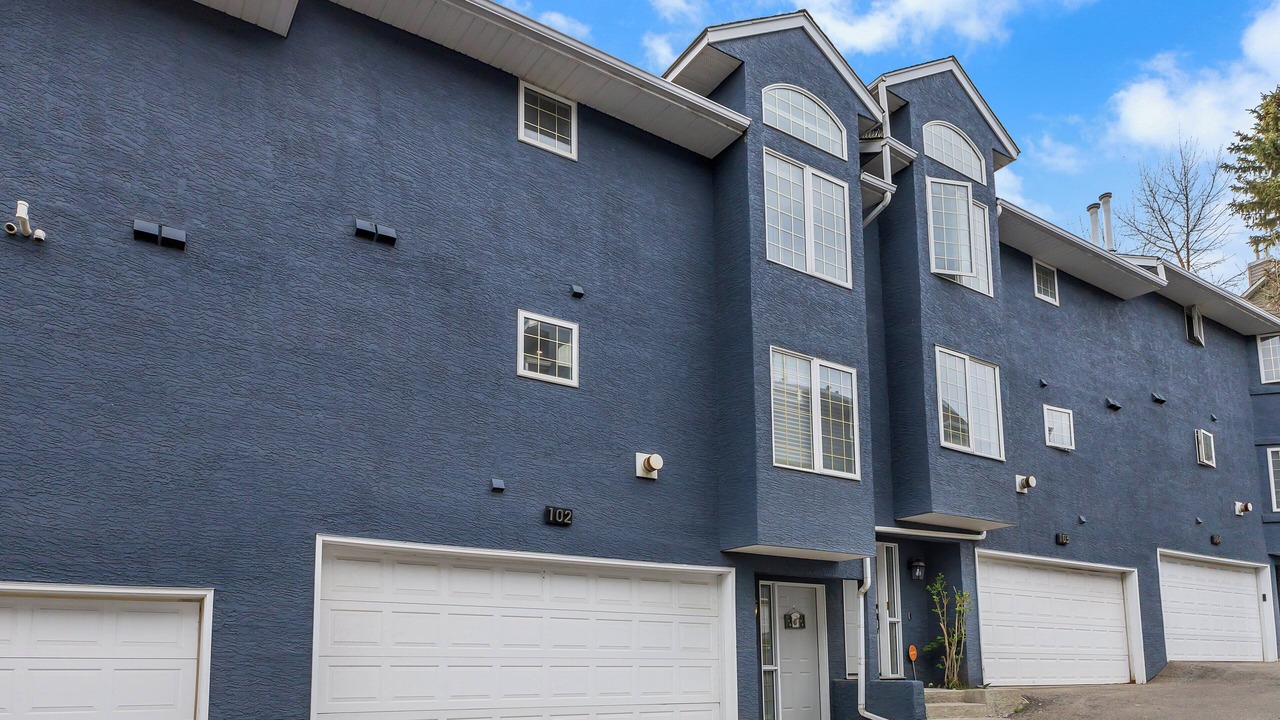 Photo of Outdoor in Crescent Heights