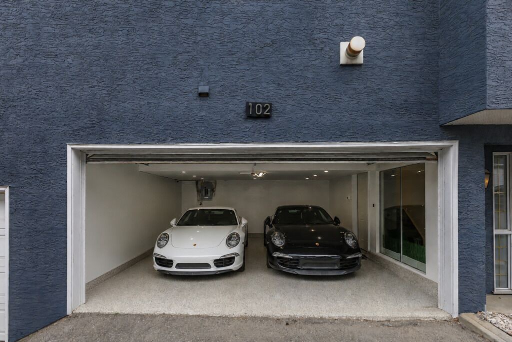 Photo of Outdoor in Crescent Heights