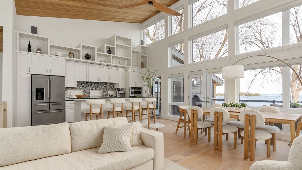 Photo of Livingroom in Oro-Medonte