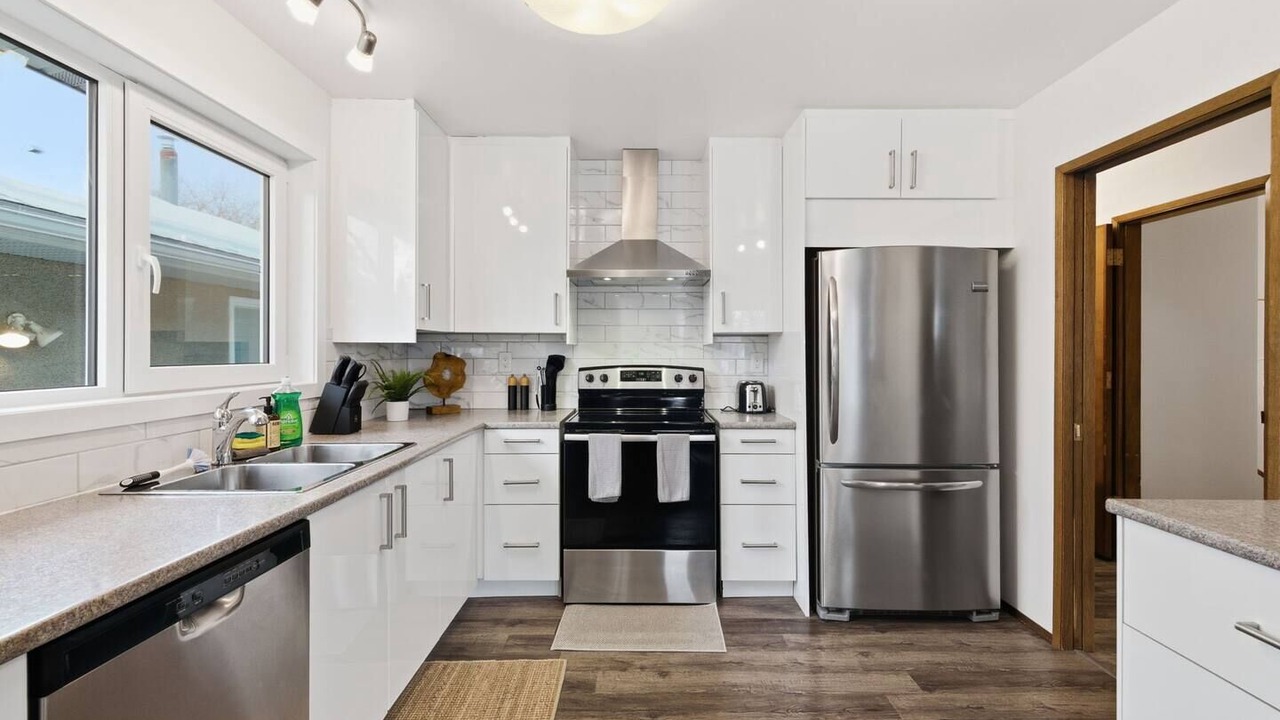 Photo of Kitchen in Southeast Edmonton