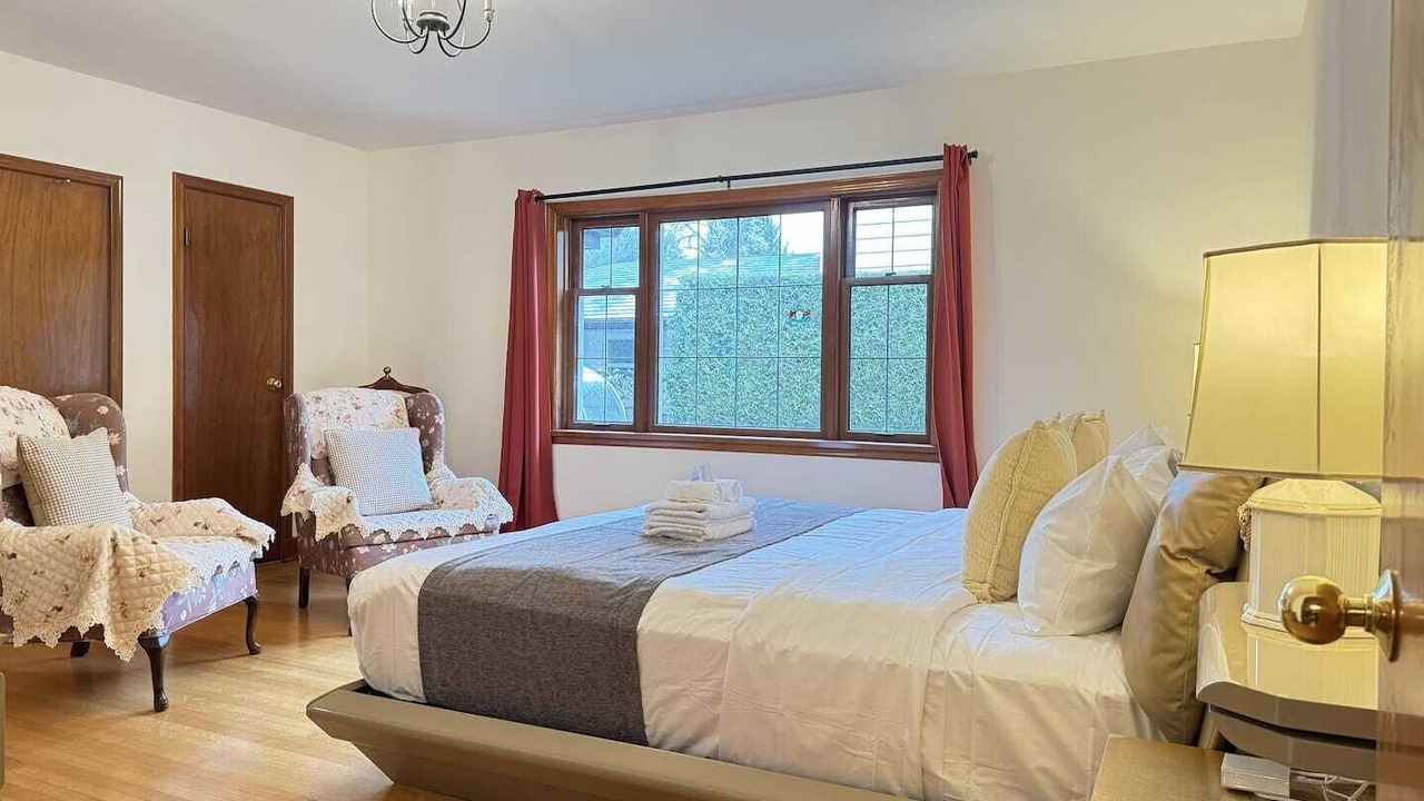 Photo of Bedroom in Shaughnessy