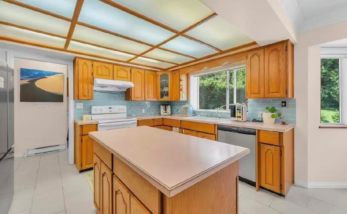 Photo of Kitchen in Surrey