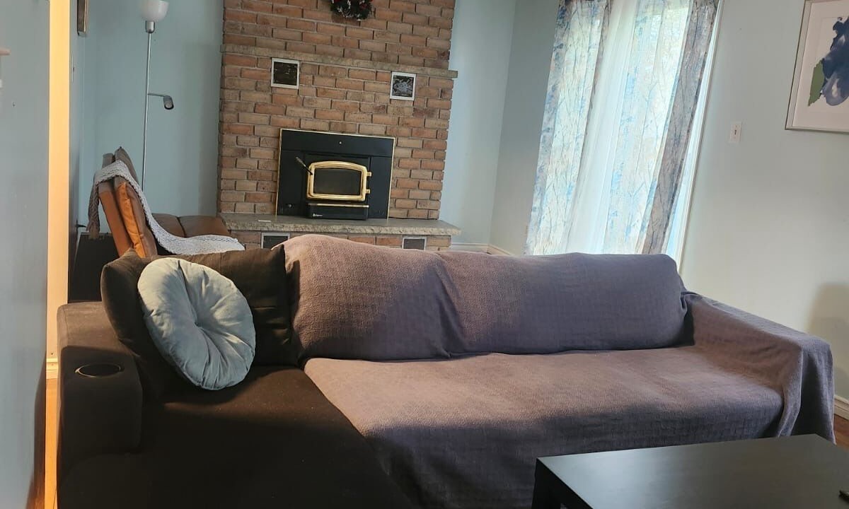 Photo of Livingroom in Belleville