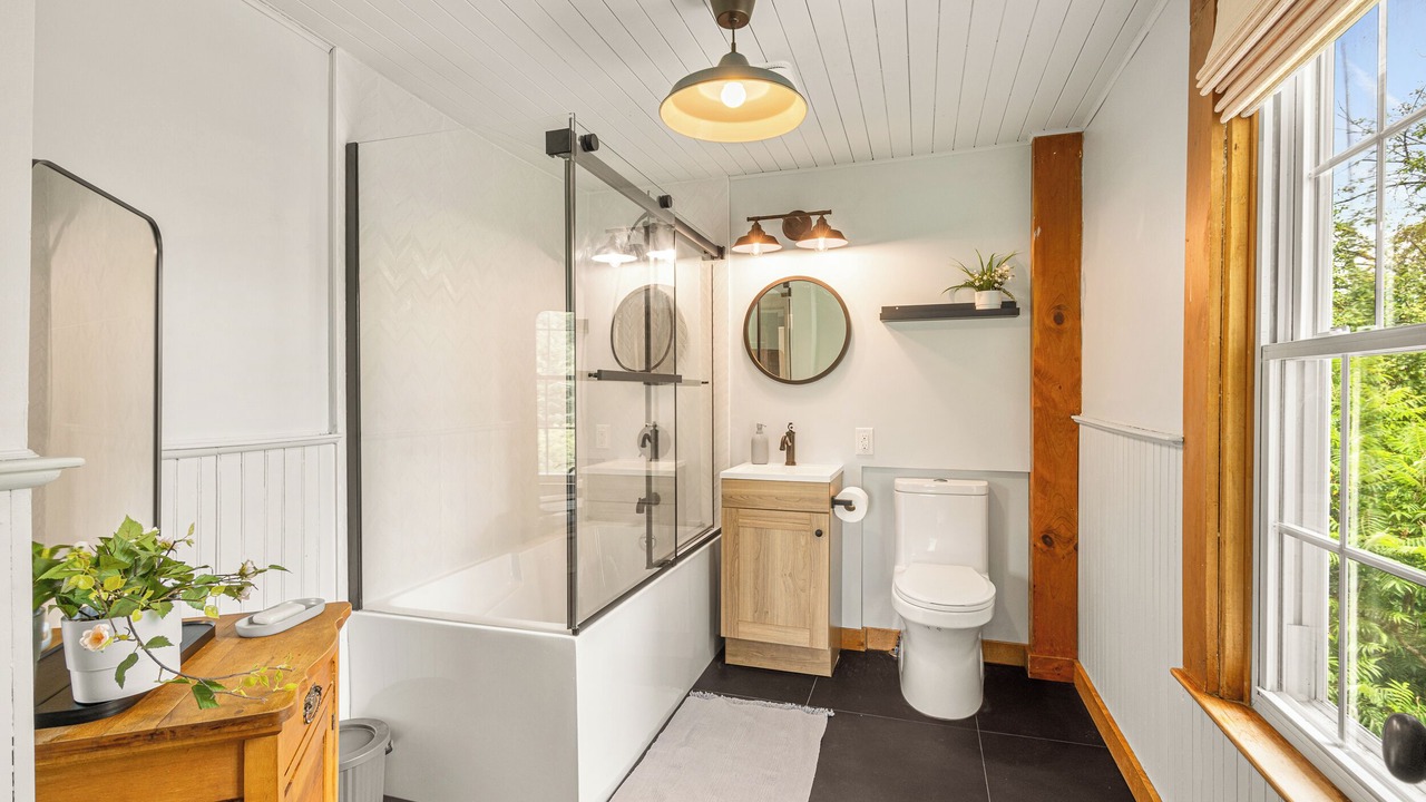 Photo of Bathroom in Mansonville