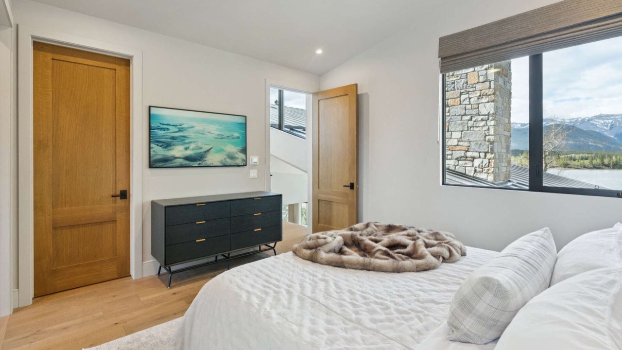 Photo of Bedroom in Kananaskis