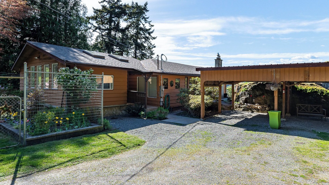 Photo of Outdoor in East Sooke