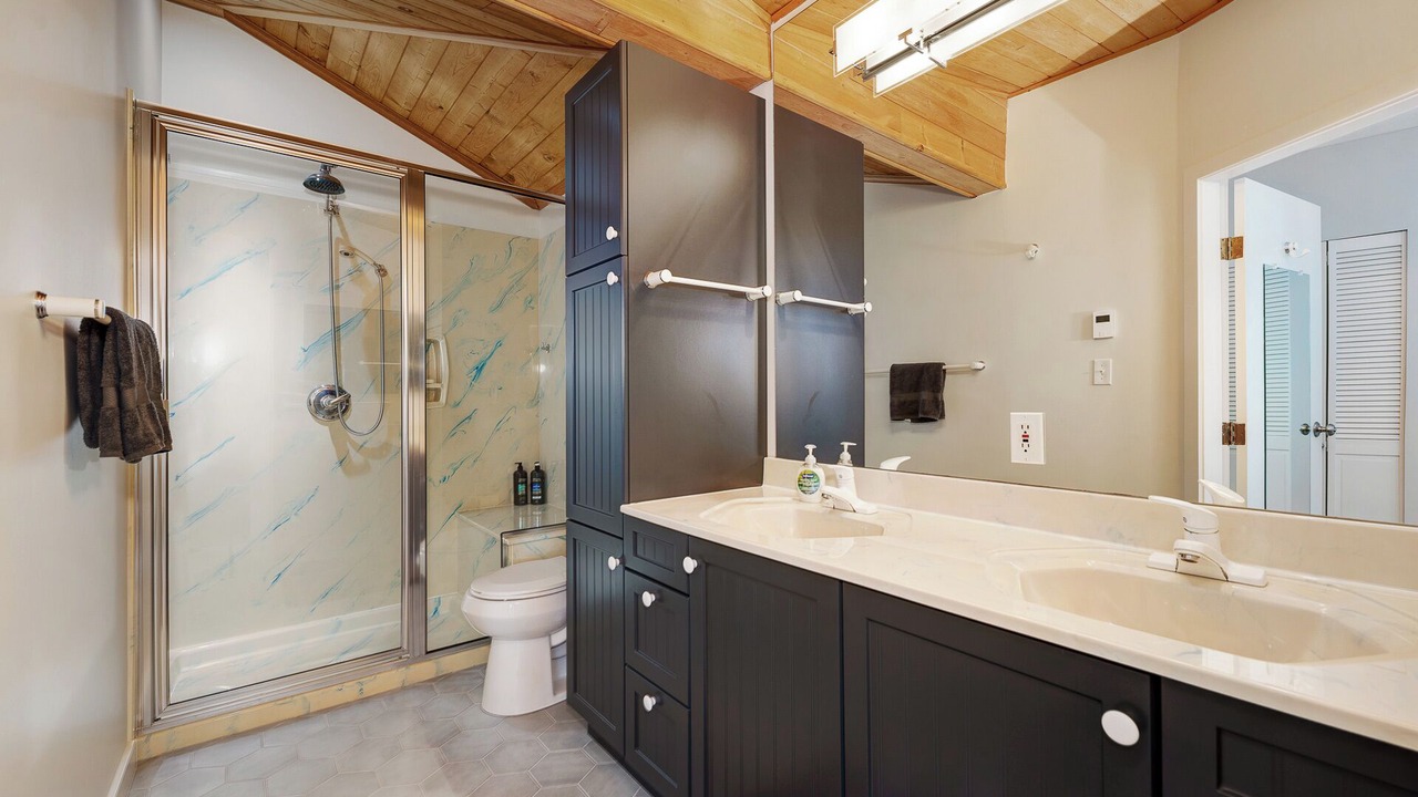 Photo of Bathroom in East Sooke