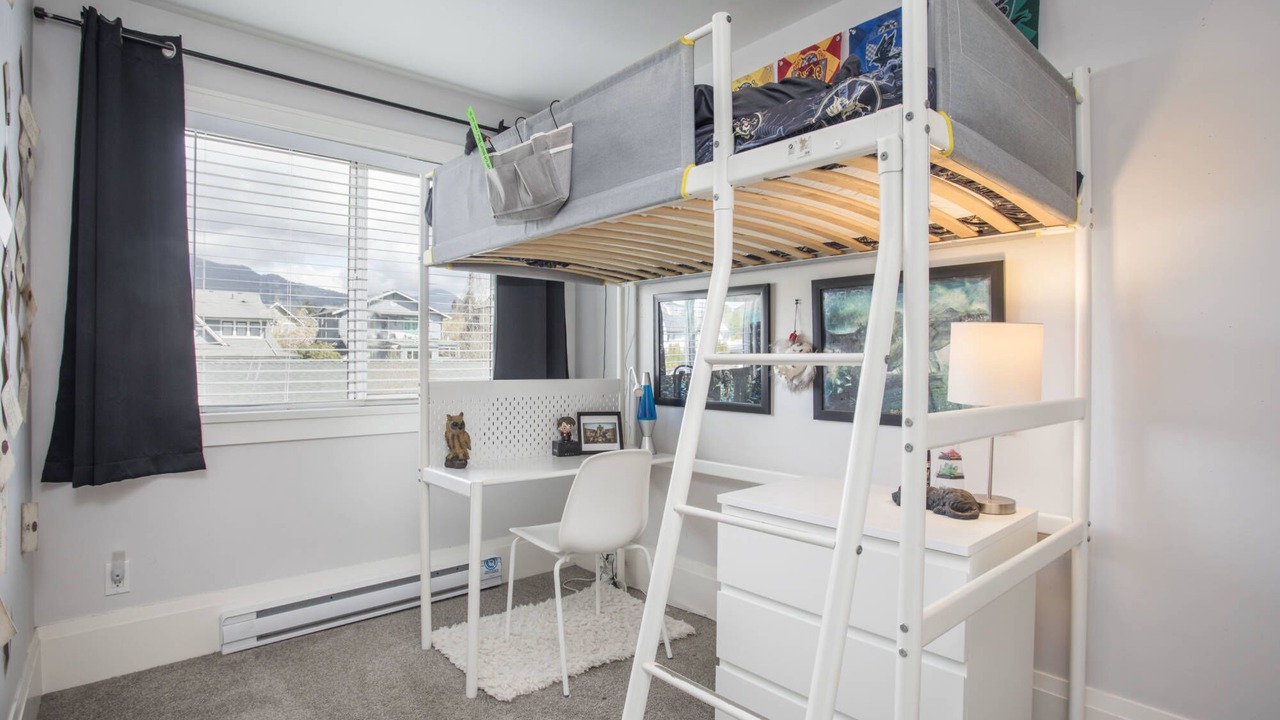 Photo of Bedroom in Central Lonsdale