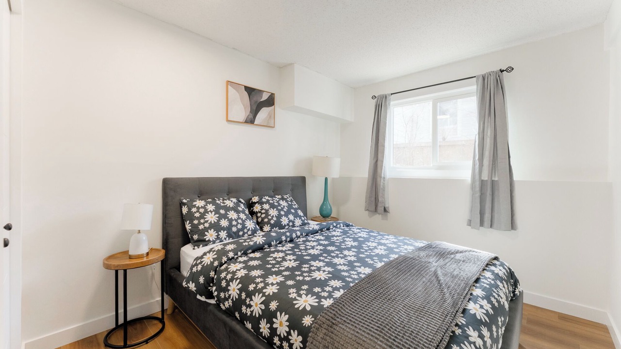Photo of Bedroom in Crescent Heights