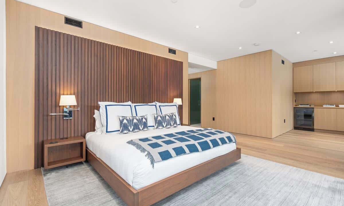 Photo of Bedroom in Whistler Creekside