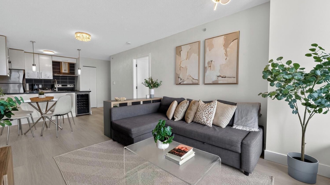 Photo of Livingroom in Gastown